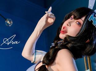 整个姿势都在说“下载我”，Tiny Asa女友，原图走一个！
